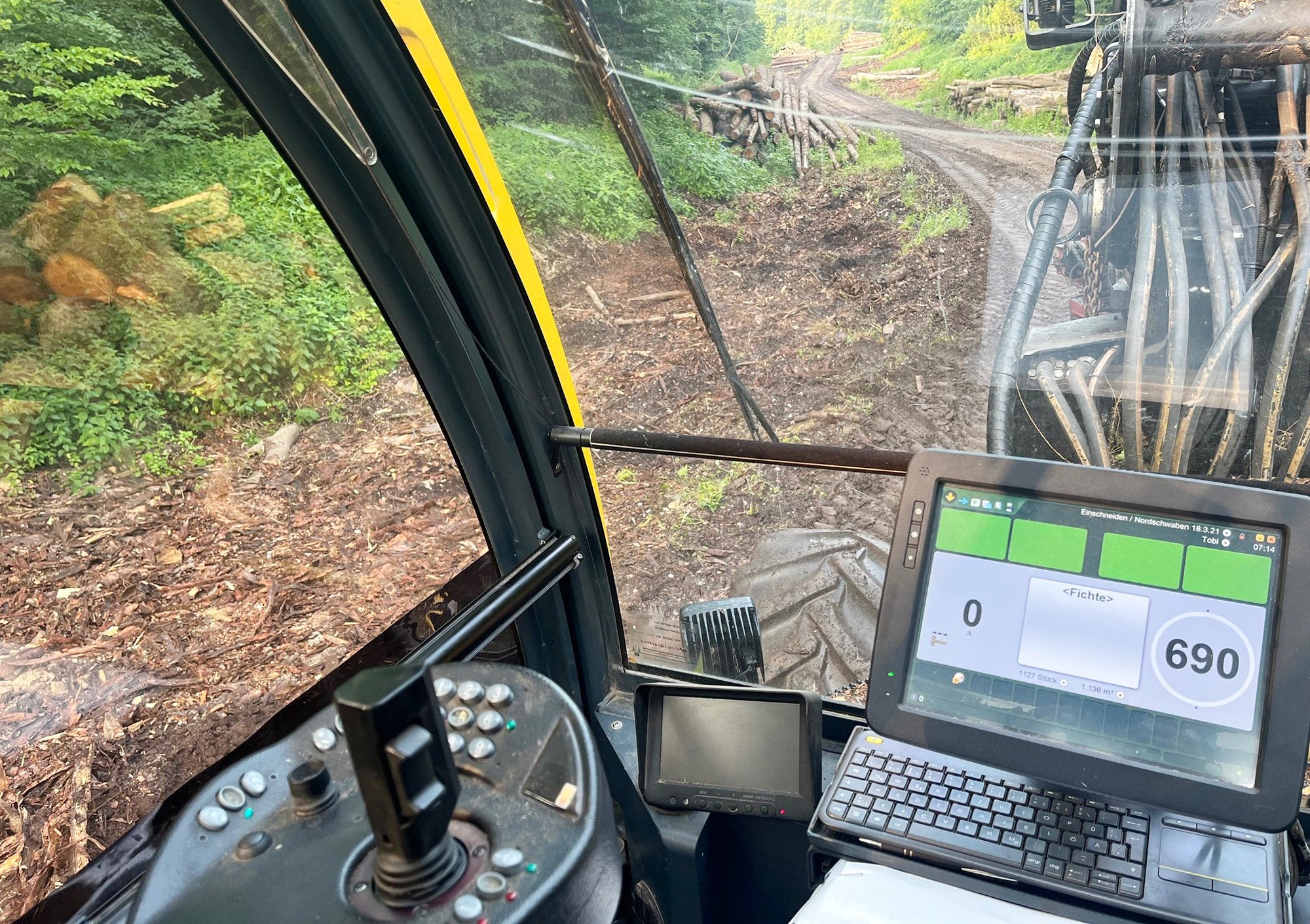 HSM_405H3_8WD_Steilhang_05 HSM_405H3_8WD_Steilhang_05